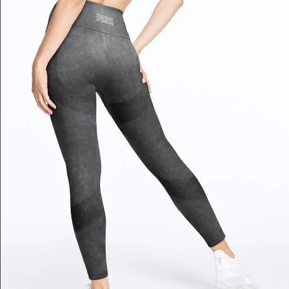 Victoria’s Secret PINK Seamless leggings